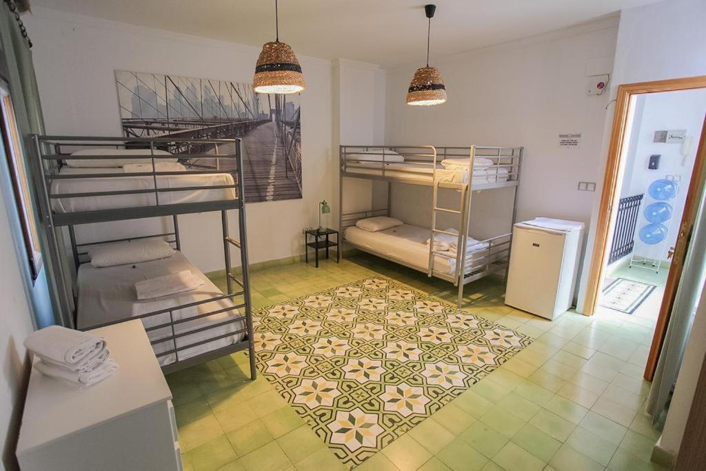 Bbtk Malaga Hostel Εξωτερικό φωτογραφία