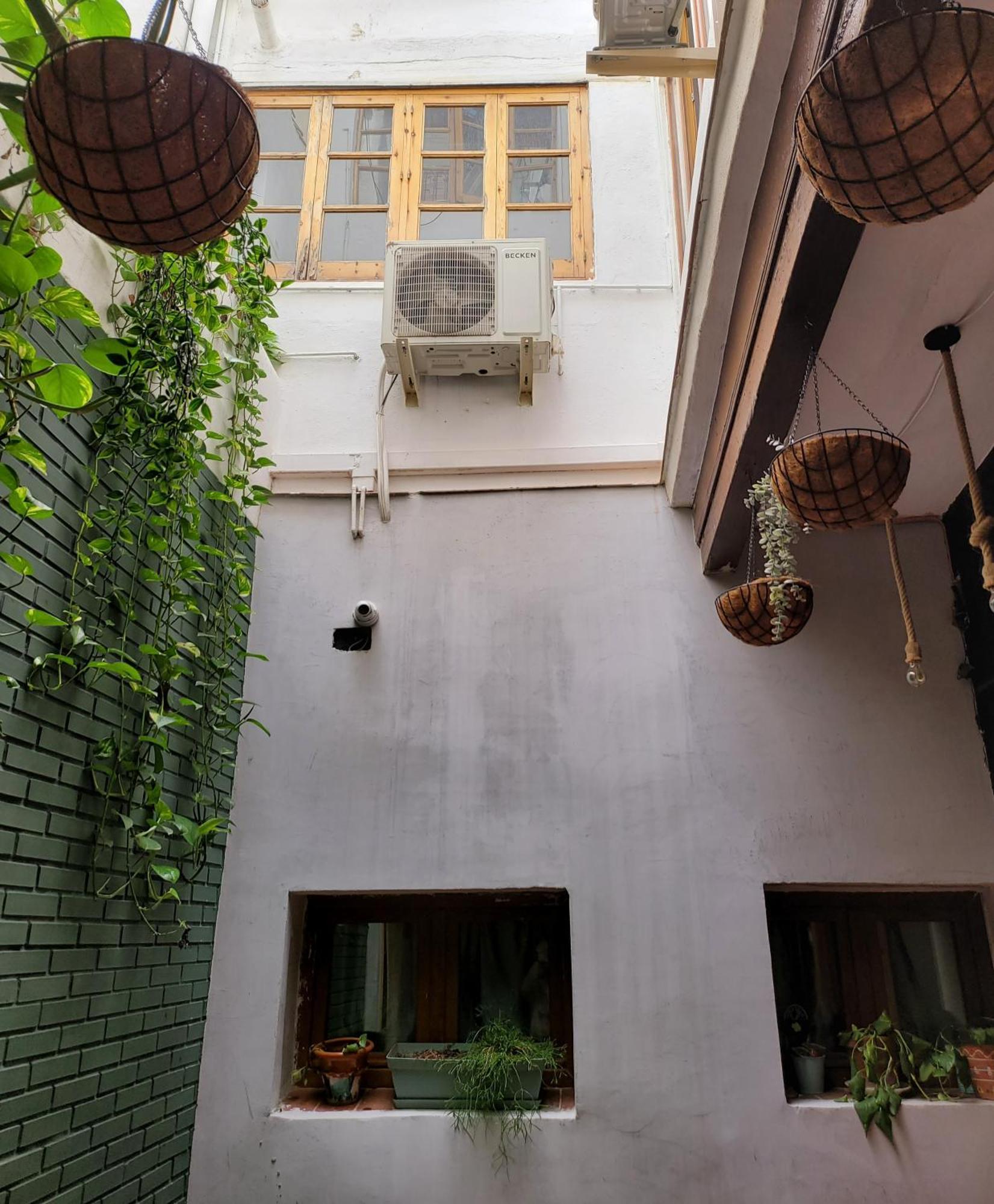 Bbtk Malaga Hostel Εξωτερικό φωτογραφία